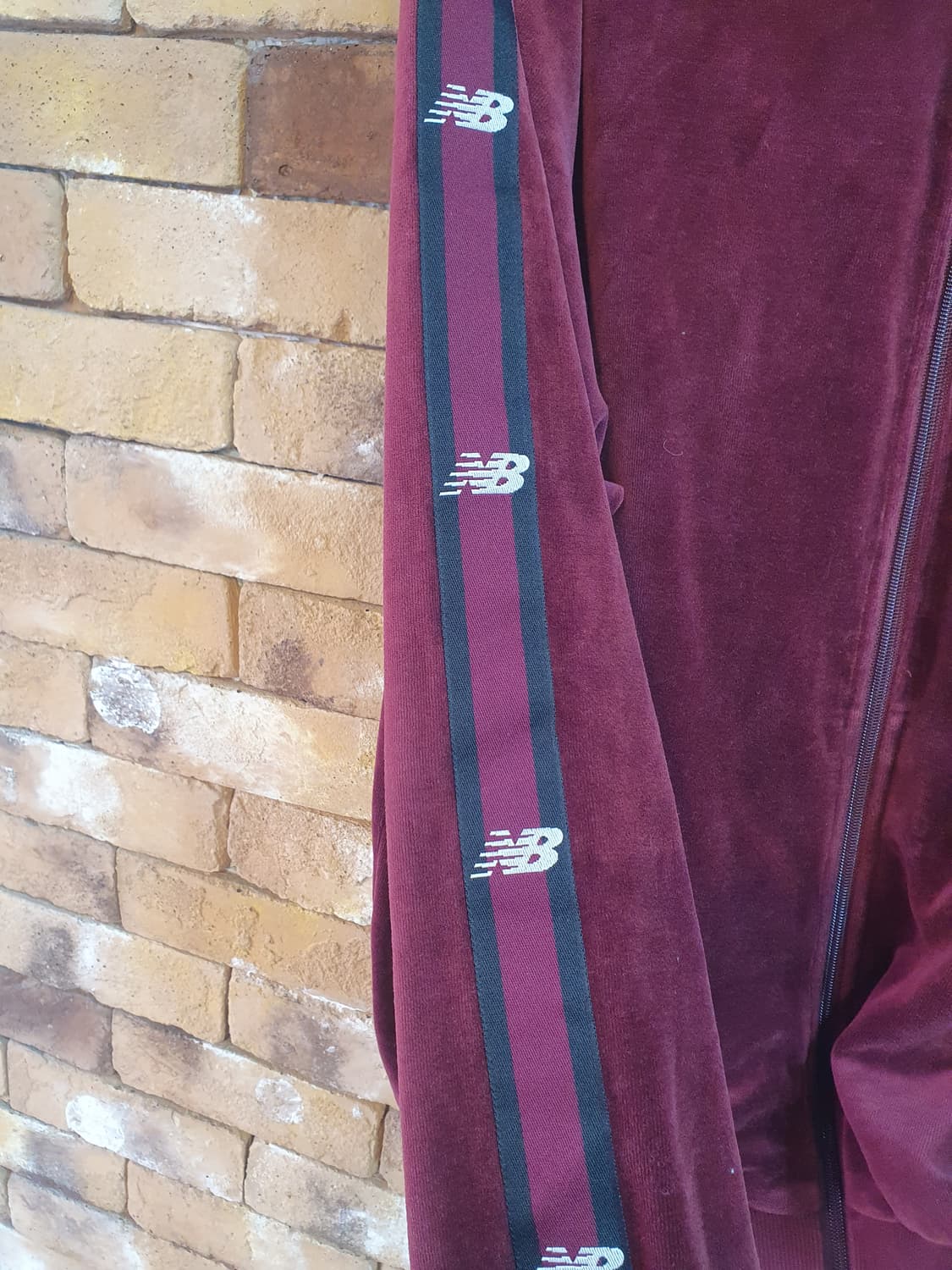 뉴발란스 벨벳 트랙 자켓 버건디 105 상품이미지3