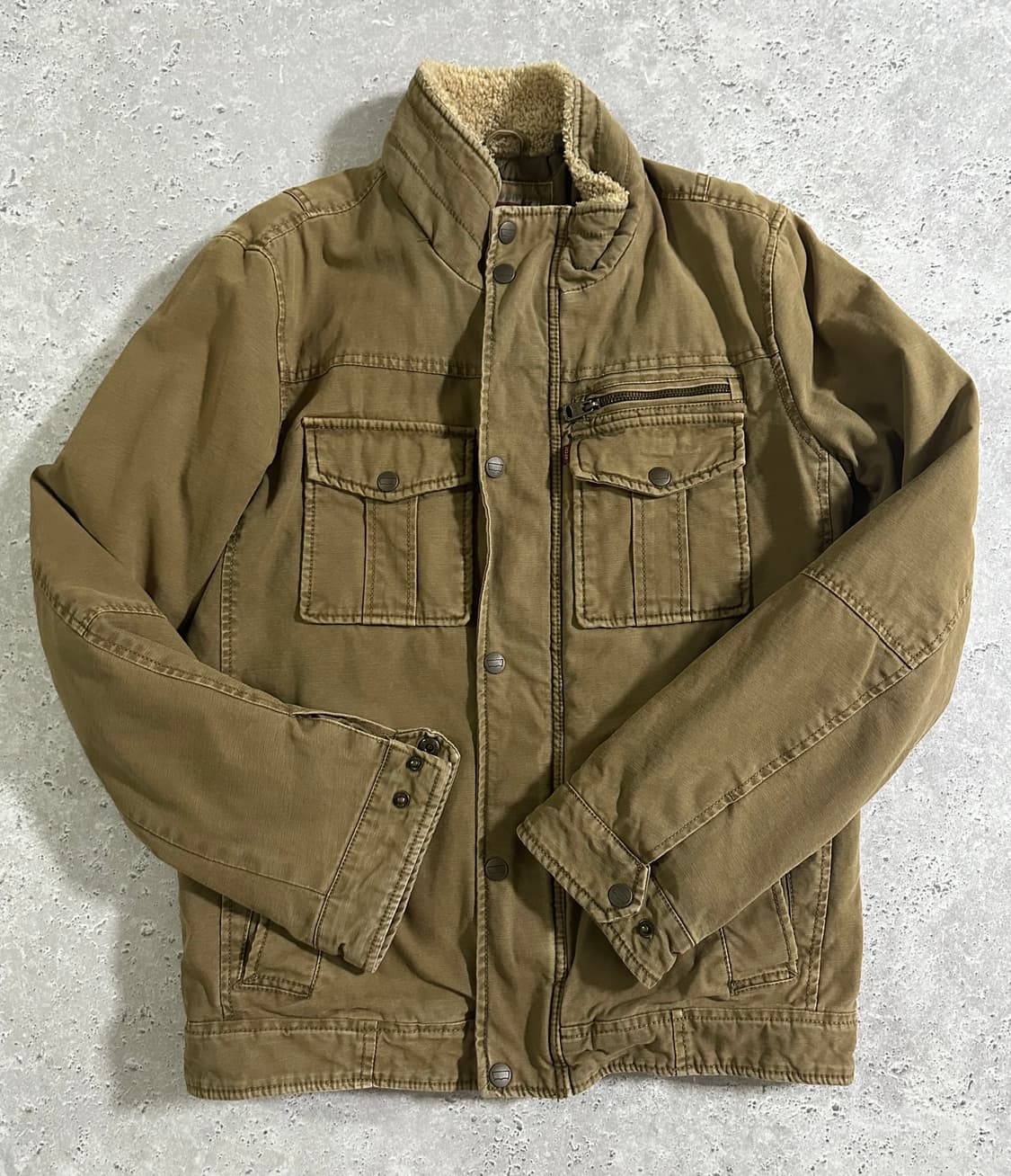 Levi's 코튼 퀼팅 세르파 트러커 재킷 카키 브라운 상품이미지2