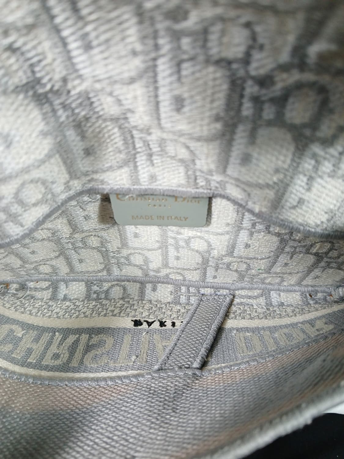 디올 오블리크 새들 슬림 벨트백 S5647CRIW 상품이미지10