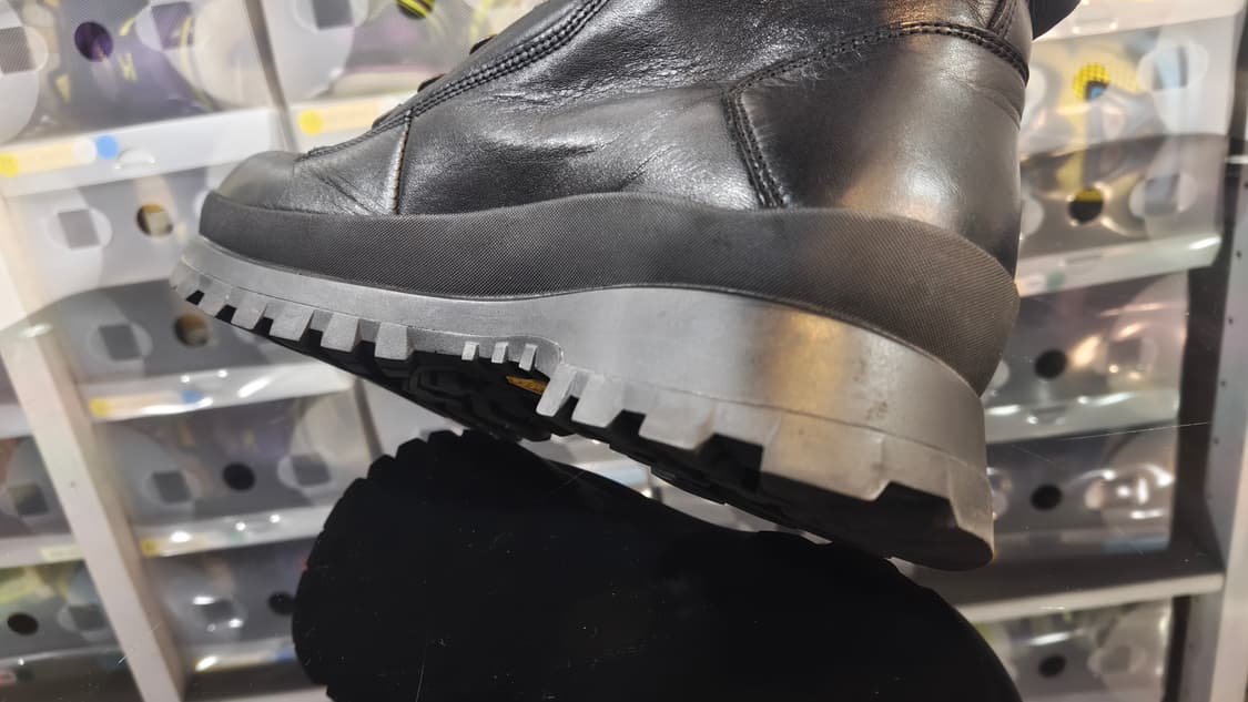 Zara x vibram 레더 트래킹 부츠 상품이미지9