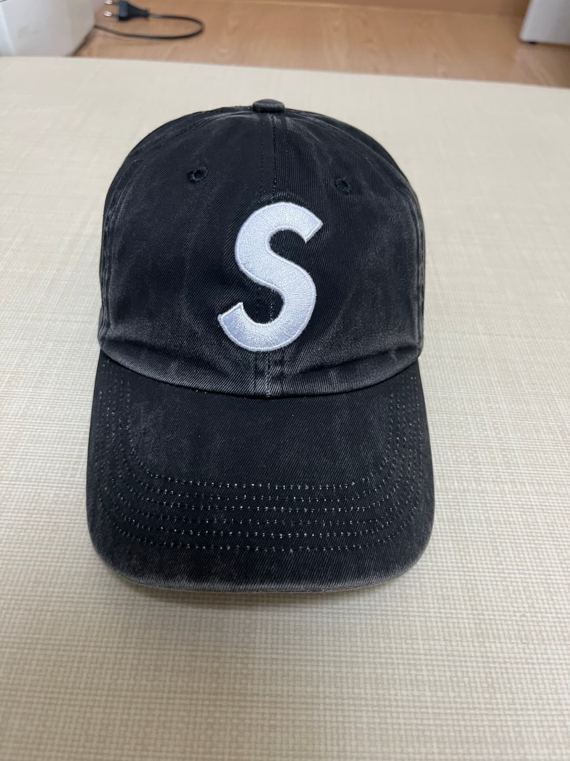 슈프림 피그먼트 코티드 S 로고 6패널 블랙 캡 25SS 상품이미지1