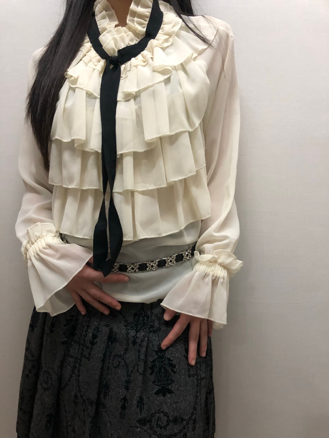빈티지 화이트 러플 블라우스 상품이미지2