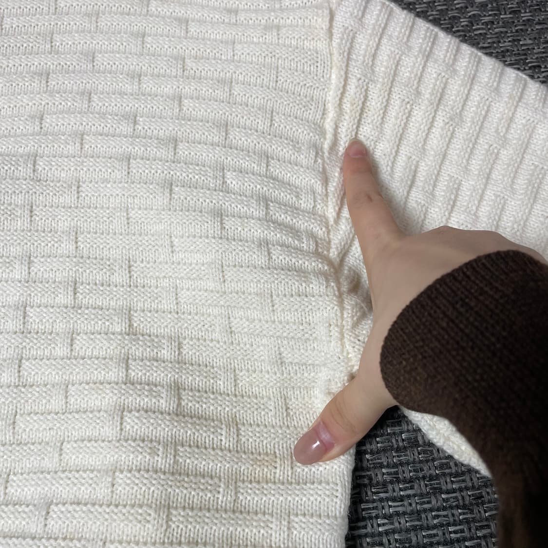 빈폴 자수로고 아이보리 패턴짜임 긴팔 니트 상품이미지9