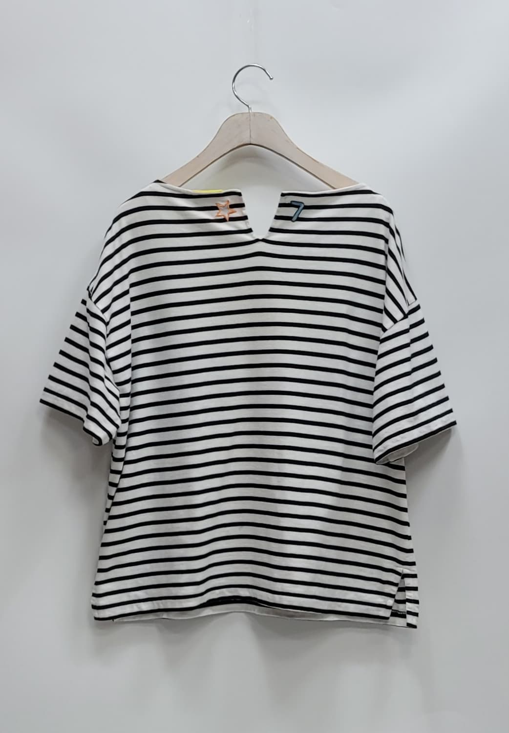 LUCKY CHOUETTE 20SS 럭키슈에뜨 보트넥 반팔티 / 여 F 상품이미지2