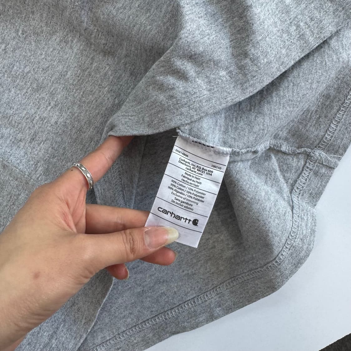 Carhartt 칼하트 원포켓 그레이 반팔티  상품이미지6