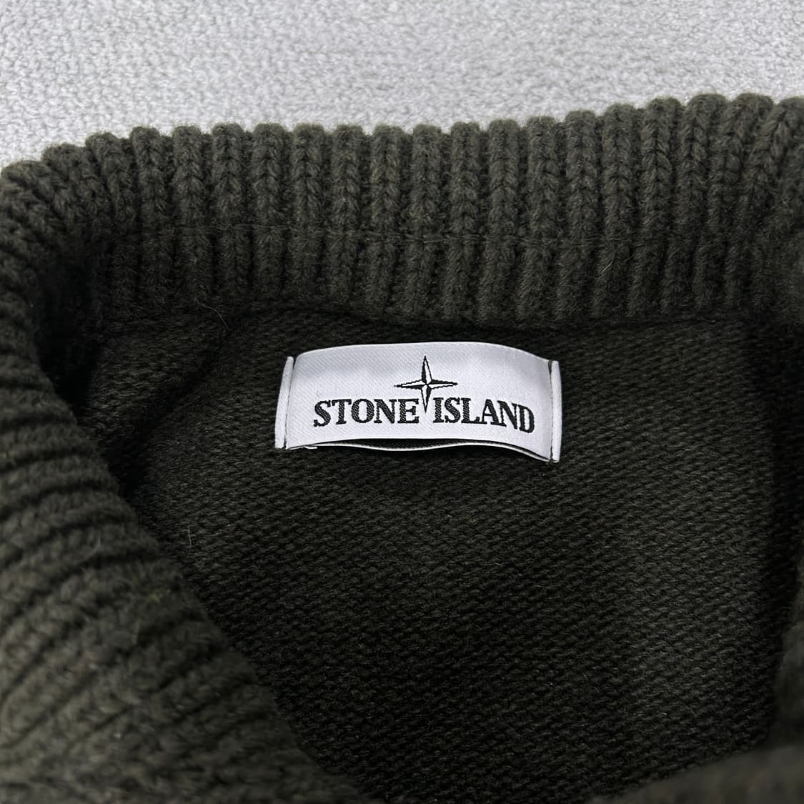 스톤아일랜드 소프트쉘 니트 자켓 100 상품이미지2