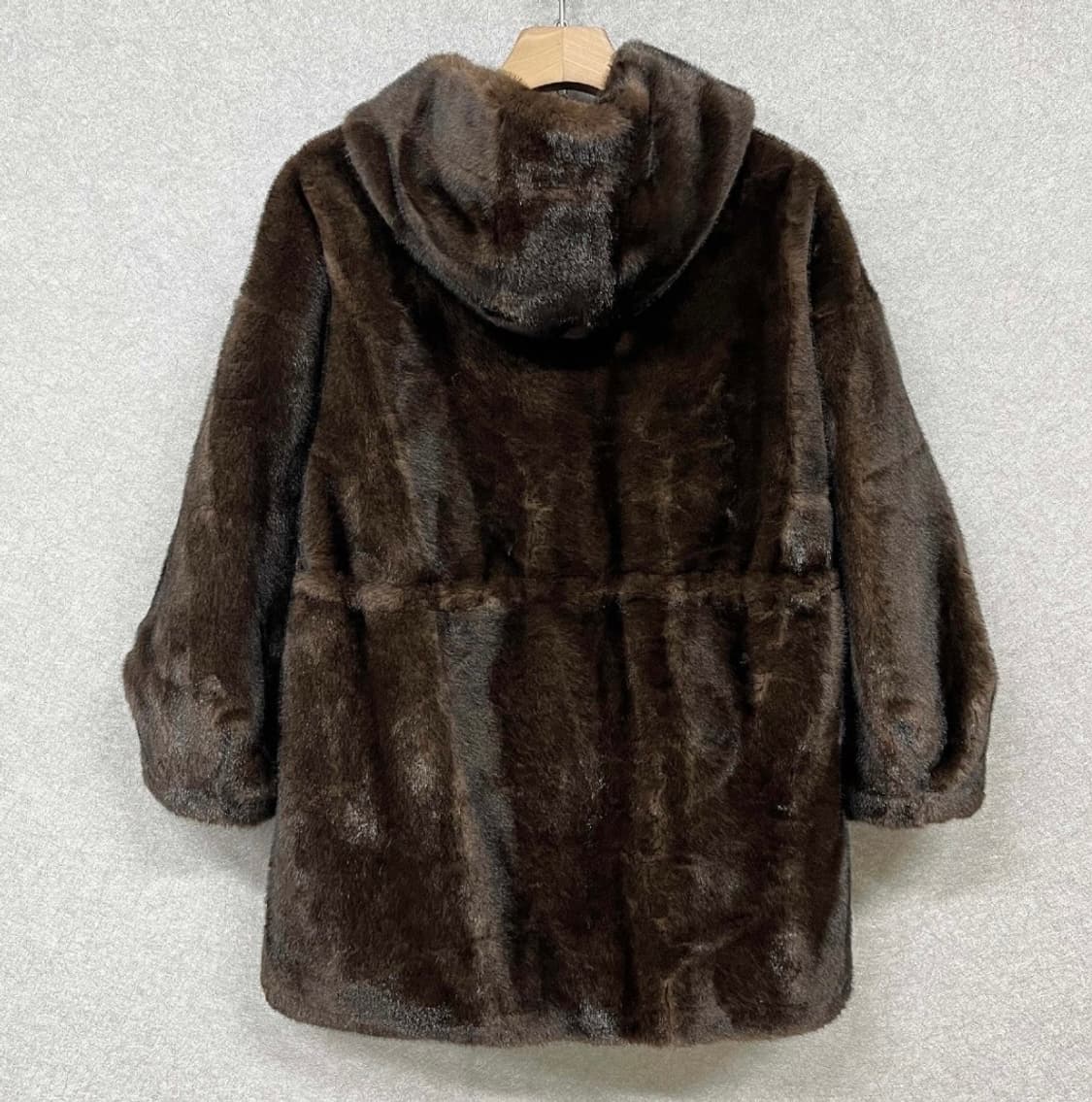 Emmauela 밍크 후드 코트 48사이즈 상품이미지2