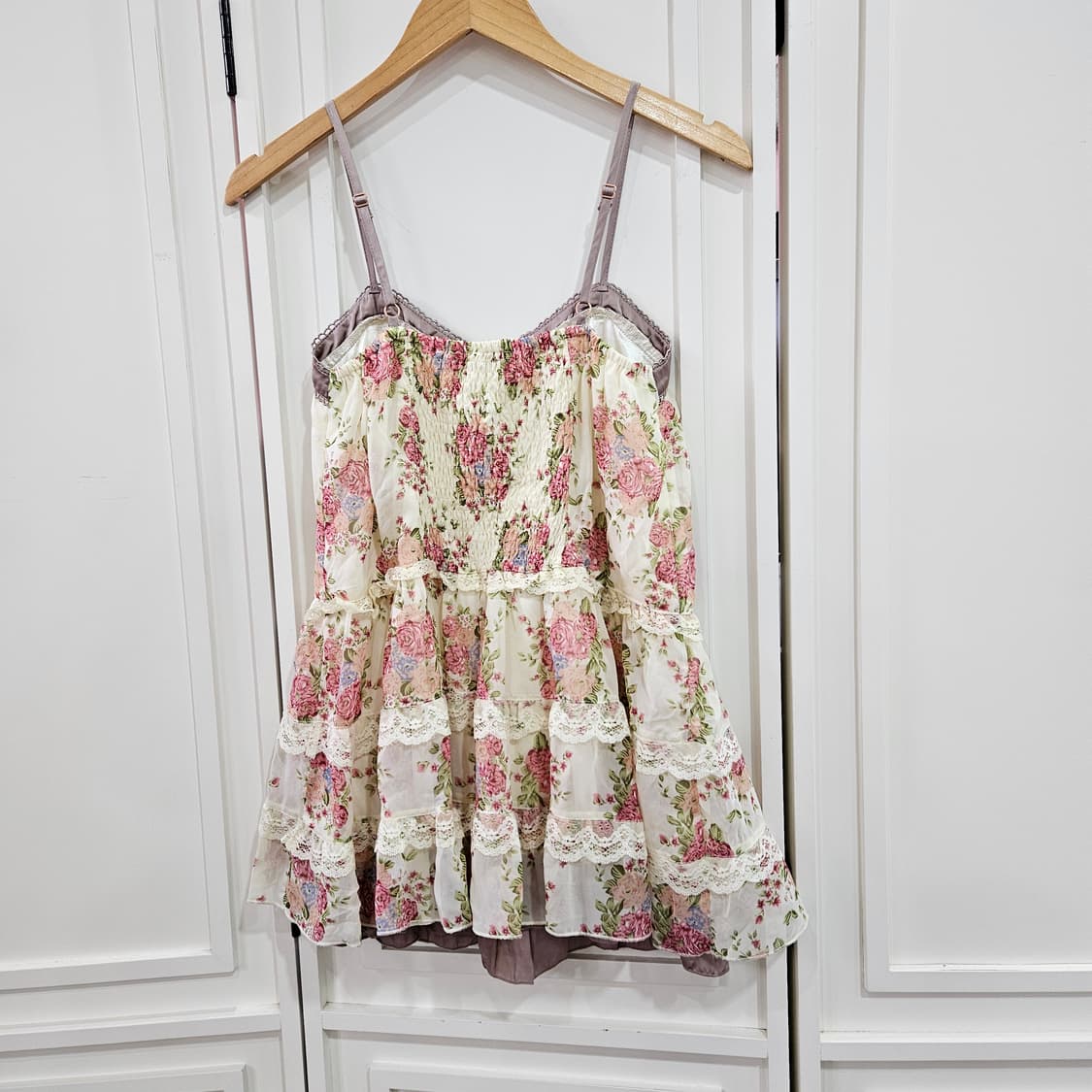 엑시즈팜 로즈 레이스 캉캉 슬리브리스 원피스 상품이미지7