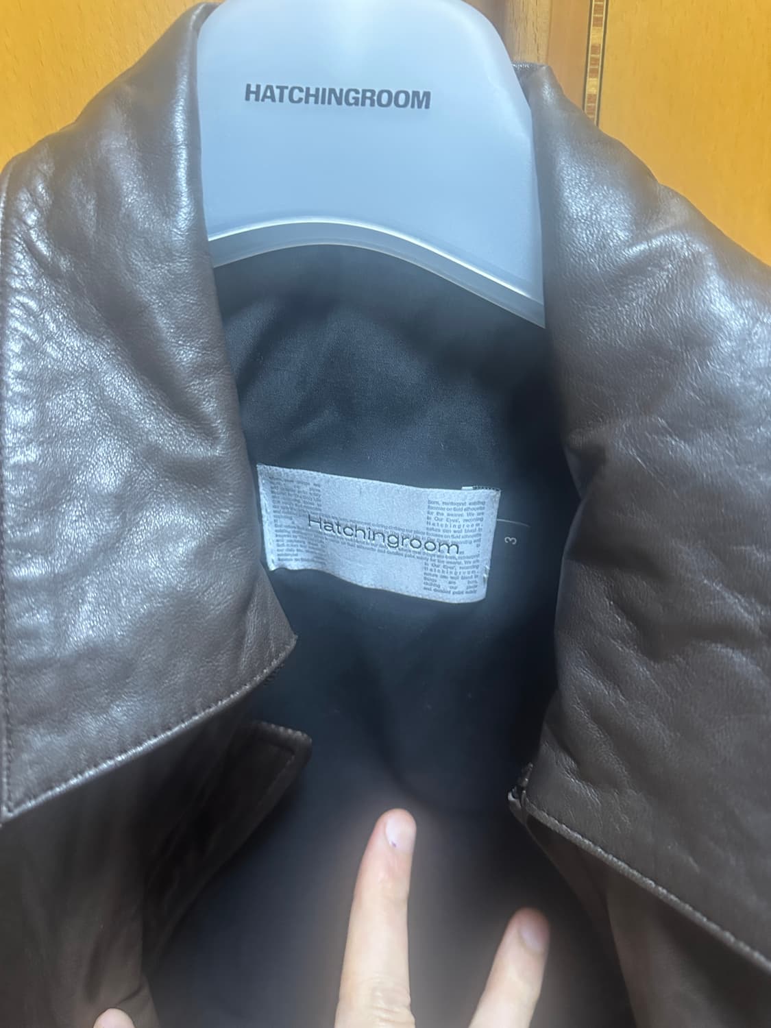 해칭룸 볼륨 스티치 브라운 레더자켓 상품이미지2