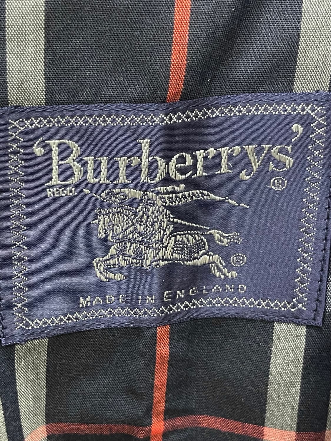 버버리 여성 트렌치코트 상품이미지8