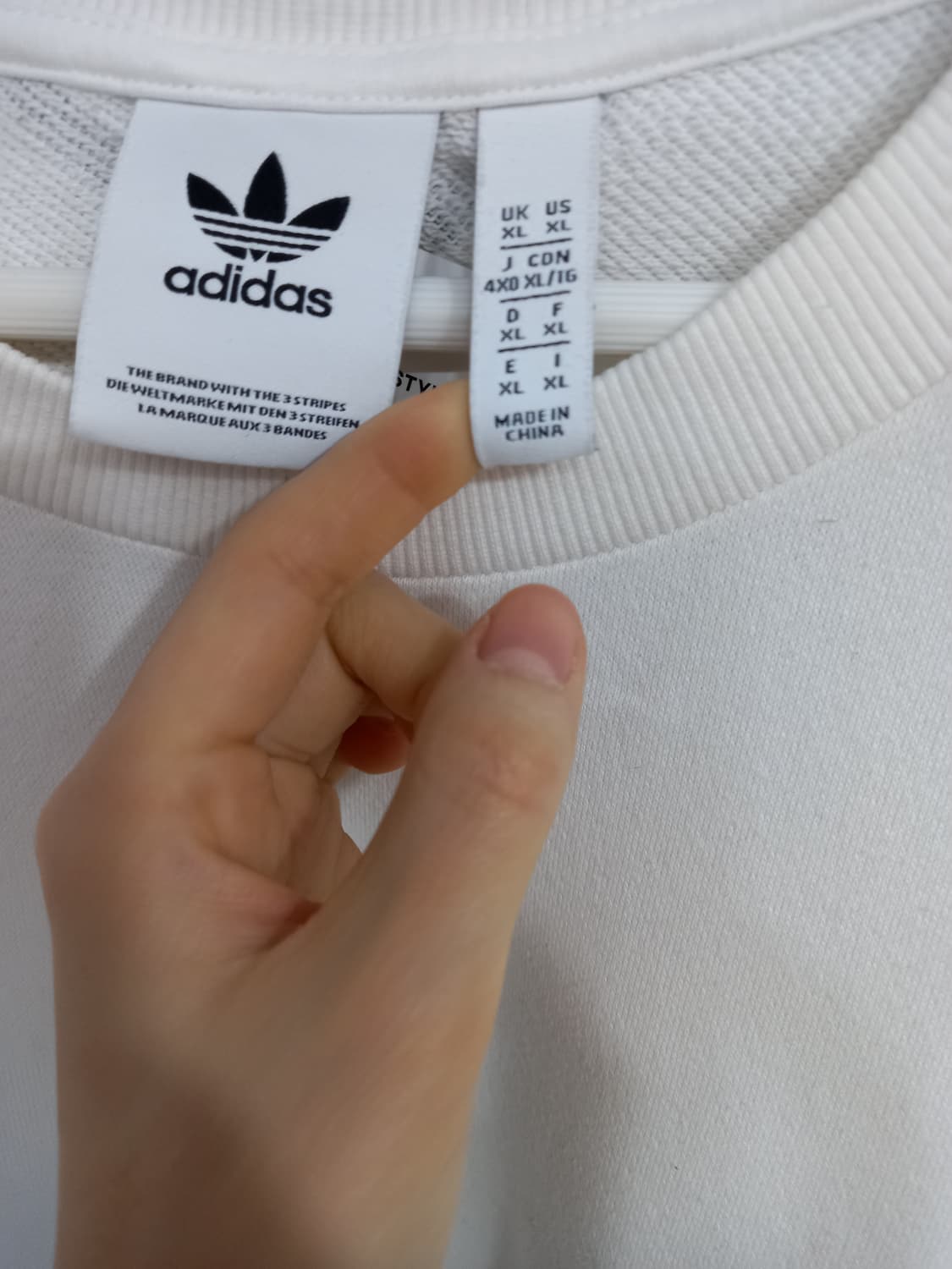 아디다스 맨투맨 상품이미지2