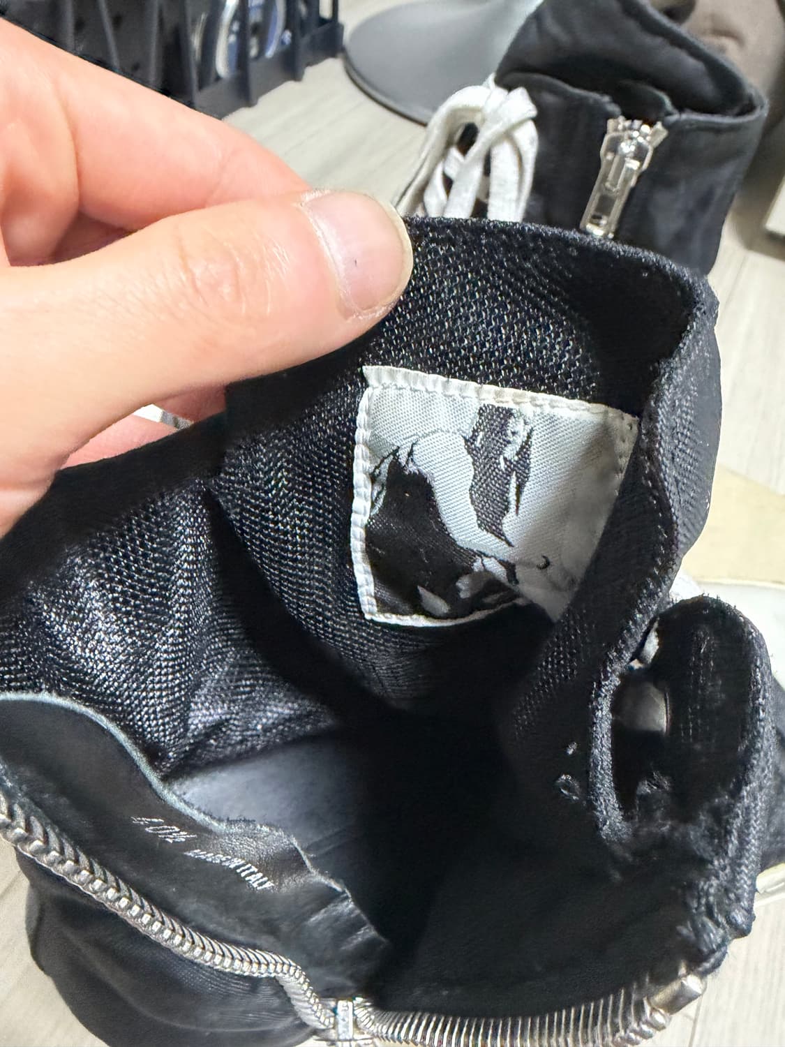 릭오웬스 다크쉐도우 나일론 라몬즈 40.5 상품이미지6