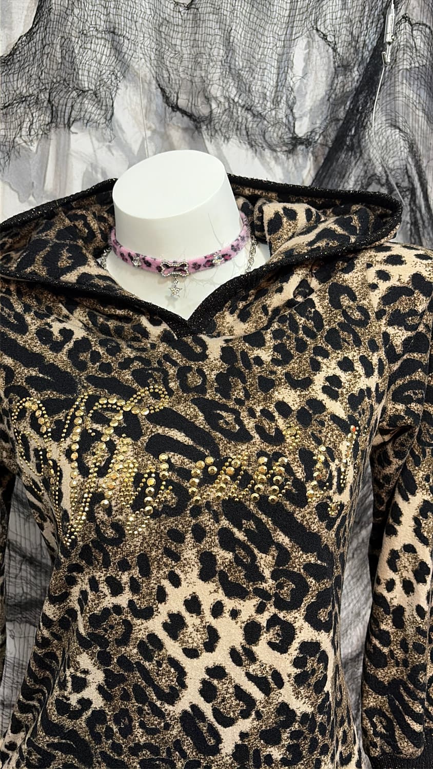 Onegyaru Leopard cubic hoodie one piece 상품이미지10