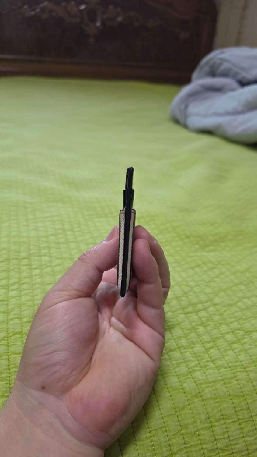 (정품) 버버리 아이콘 E-캔버스 샌돈 카드지갑/남녀공용/개인/팝니다. 상품이미지9