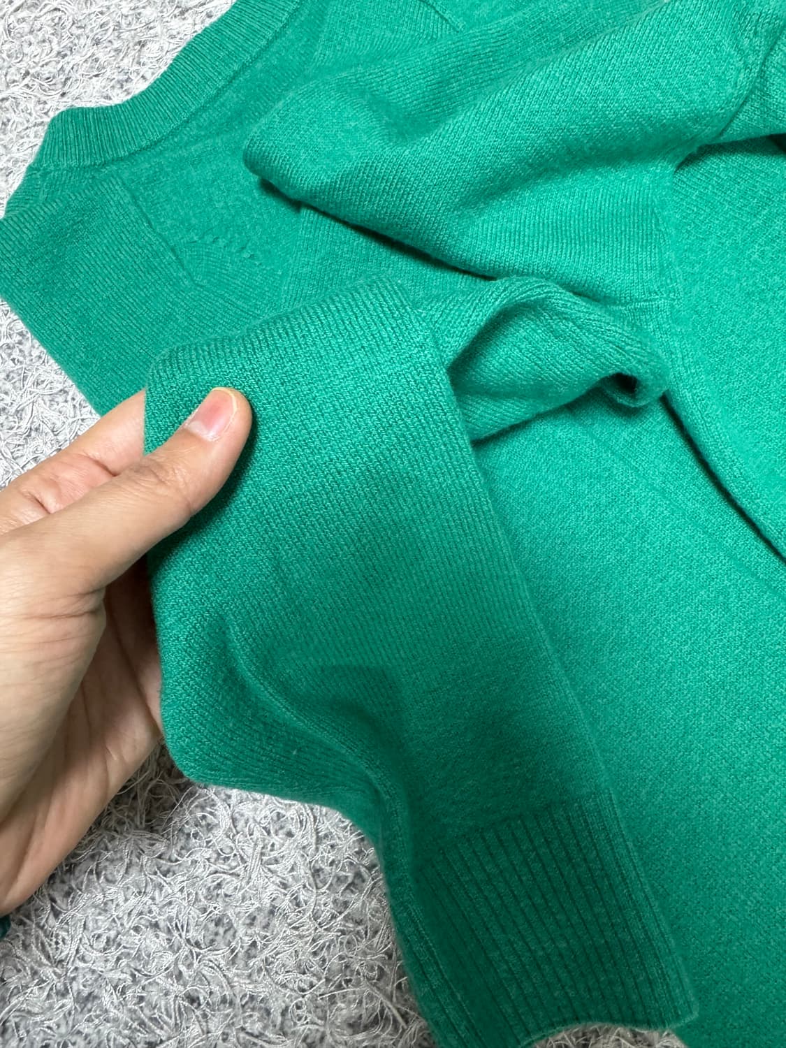 아크네스튜디오 울100% 니트 상품이미지6