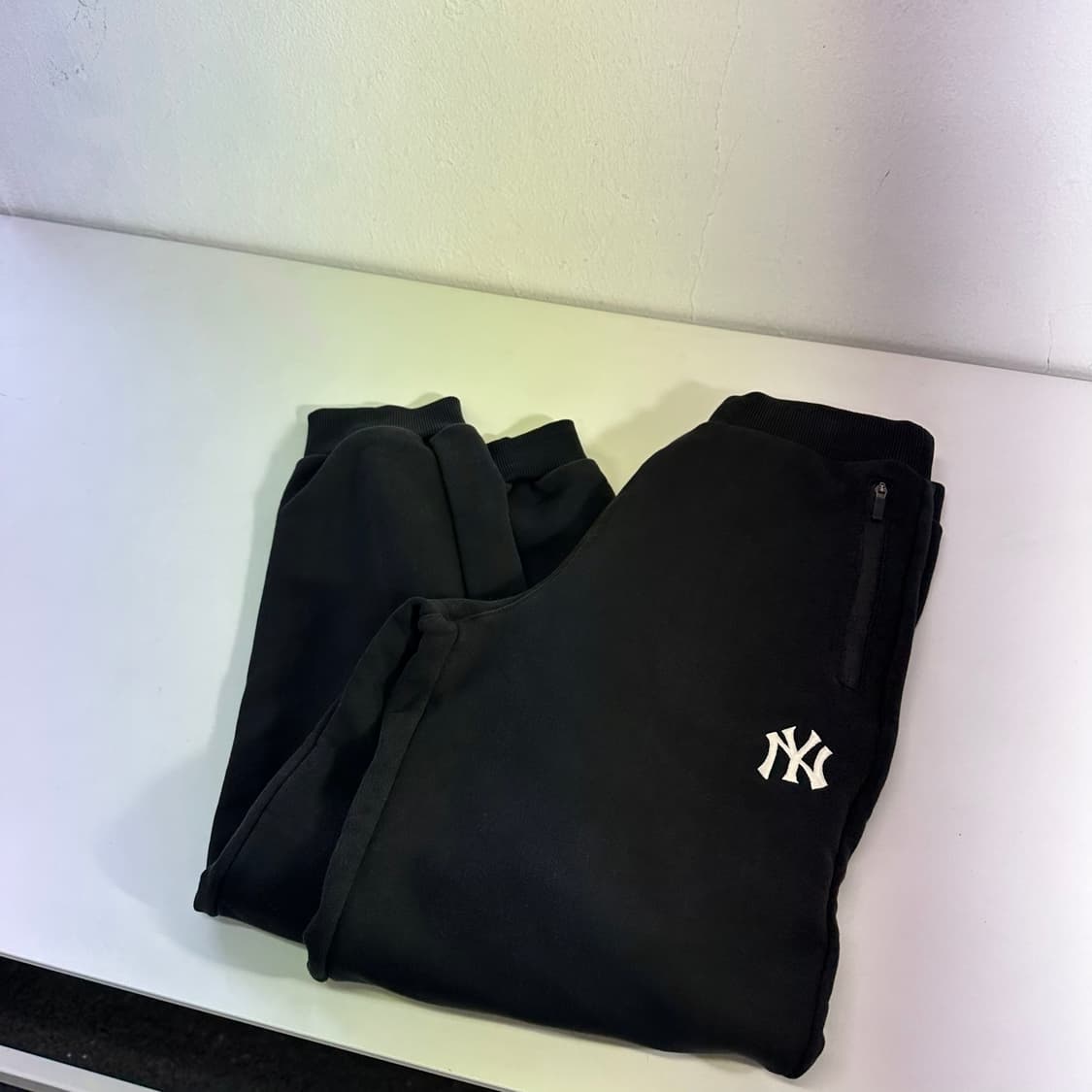 S MLB 블랙 뉴욕양키즈 코튼 밴딩조거팬츠 상품이미지1