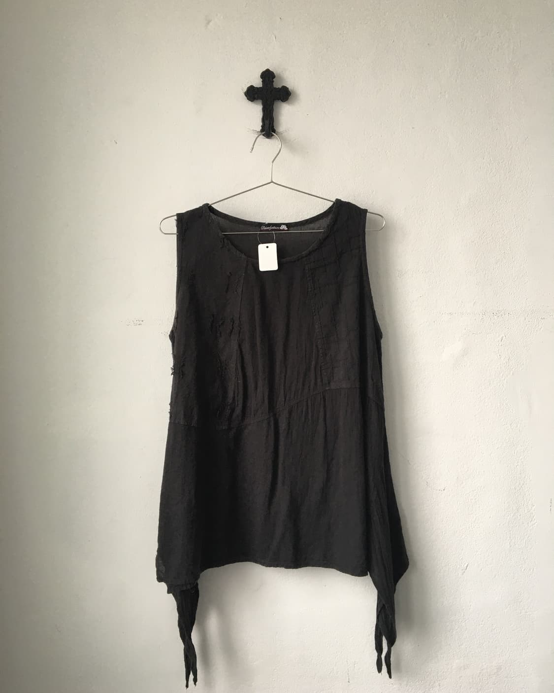 Unbalanced sleeveless 상품이미지1