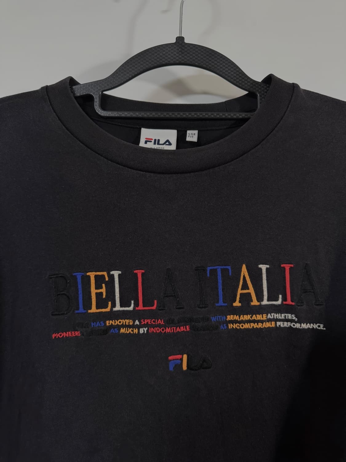 휠라 BIELLE ITALIA 블랙 반팔티 XL 상품이미지2