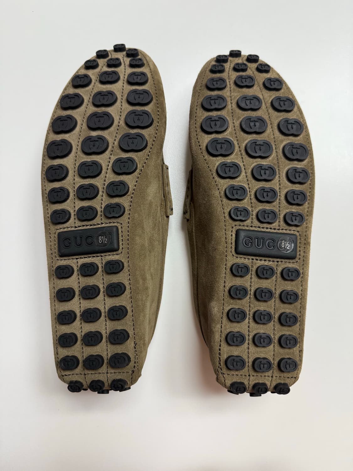 새제품/정품 풀박 구찌 스웨이드 홀스빗 로퍼 카키 8.5 상품이미지5