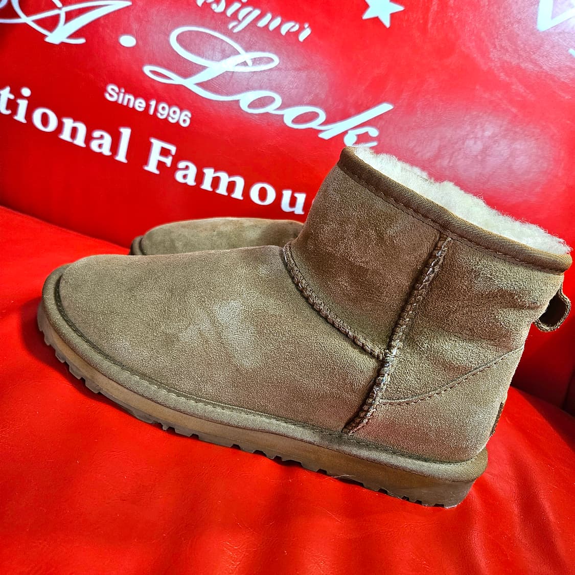 어그(UGG) 클레식 미니 체스트넛 양털 부츠 37size 상품이미지5