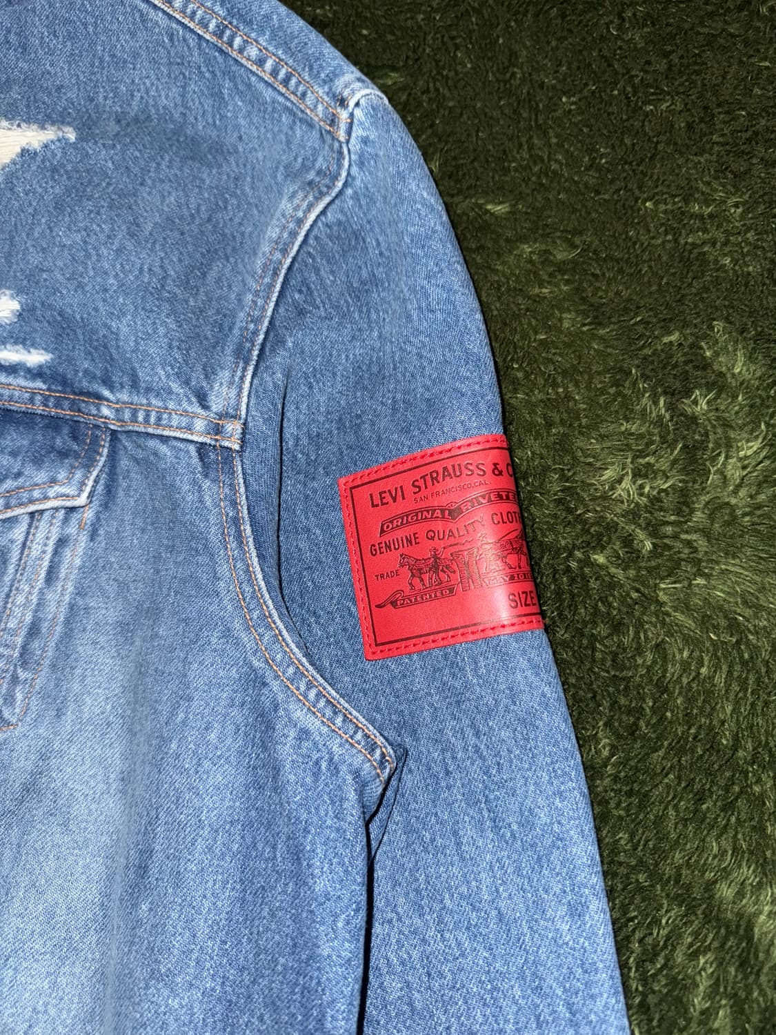 [XXL] KITH 키스 X 리바이스 18FW 콜라보 트러커 자켓 상품이미지4