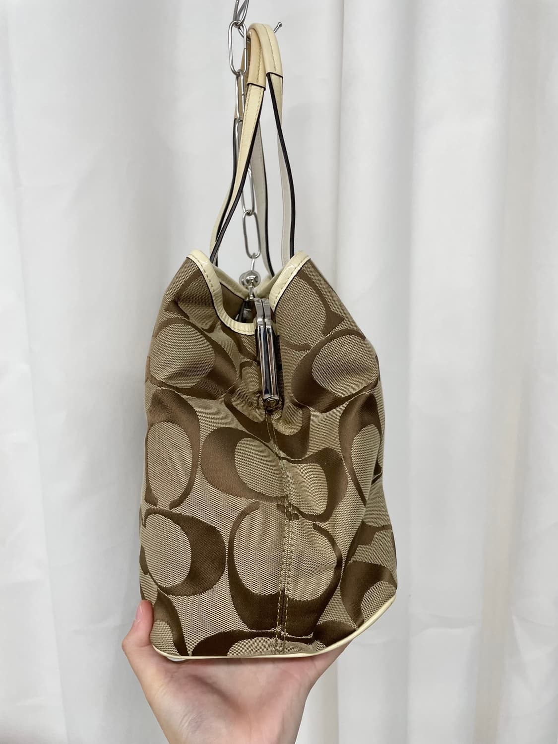 코치 자카드 시그니처 숄더백  상품이미지8