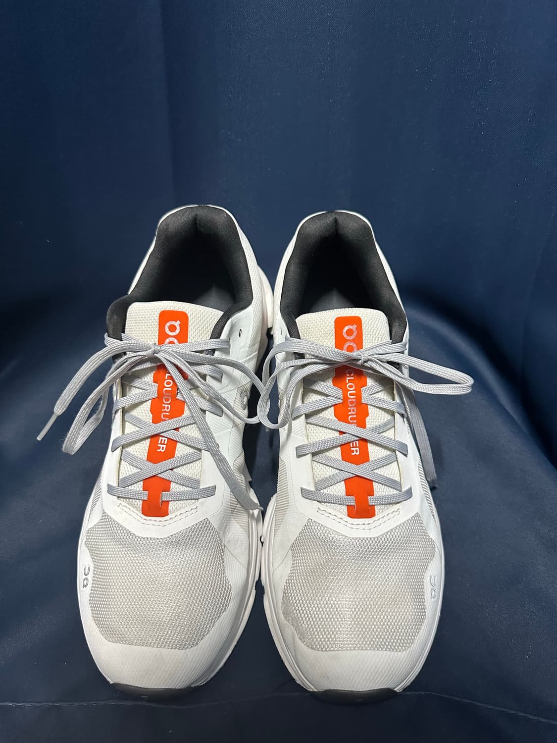 온러닝 클라우드러너 (언다이드 화이트/플레임) 280mm 상품이미지1