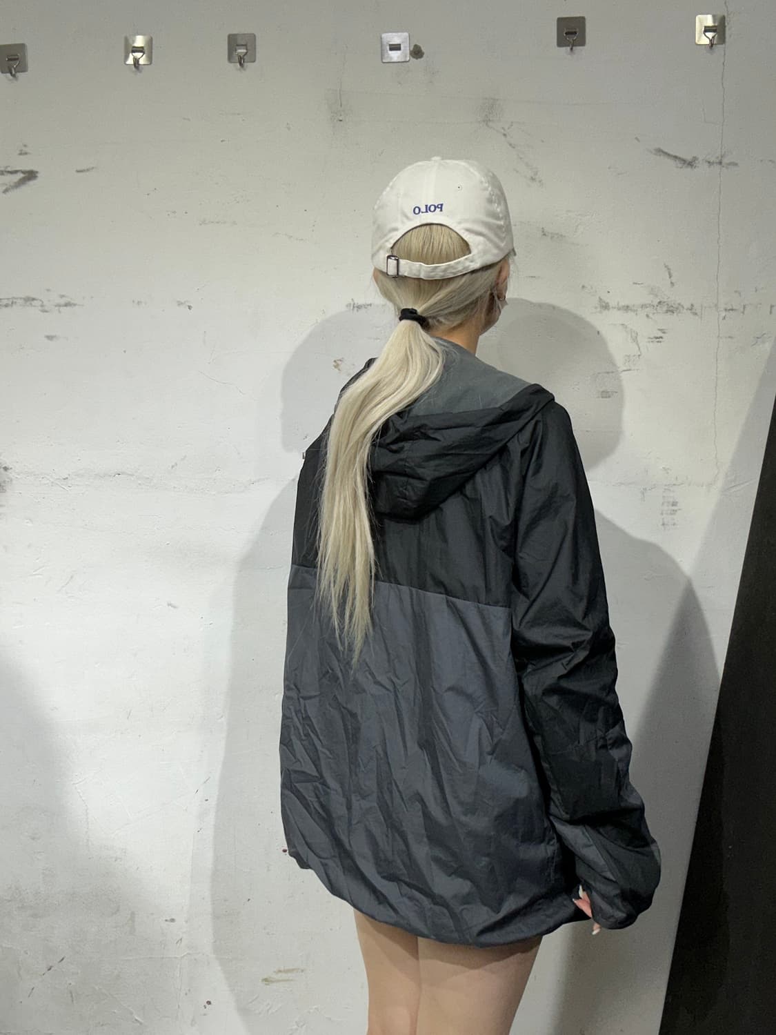 아디다스 블랙 차콜 오버핏 바람막이 트랙 자켓 XL 상품이미지3