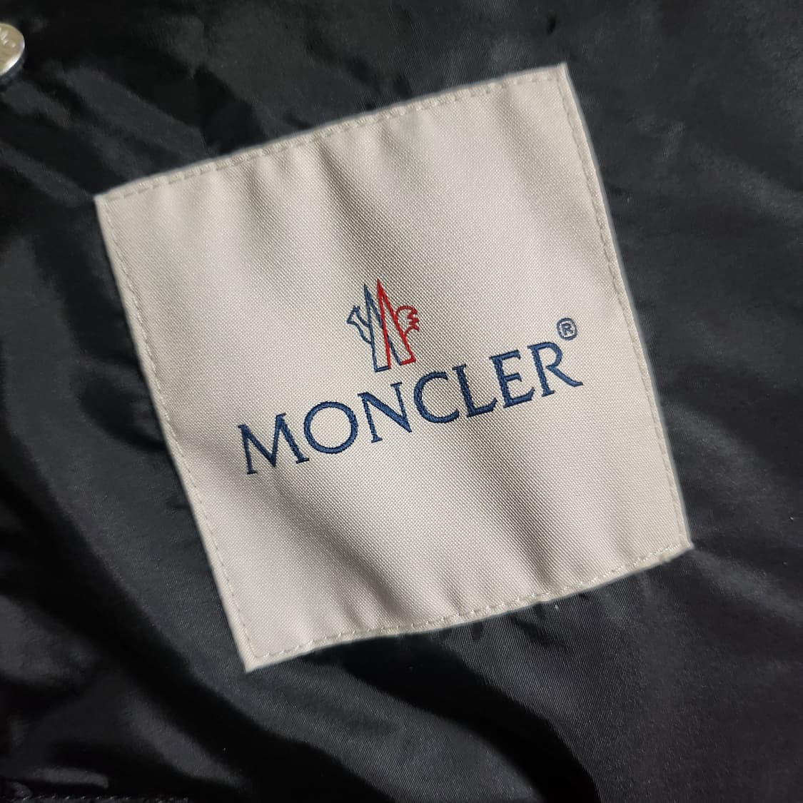 [새상품급]몽클레어 그림퍼스 후드 자켓 바람막이 4사이즈 블랙 상품이미지4