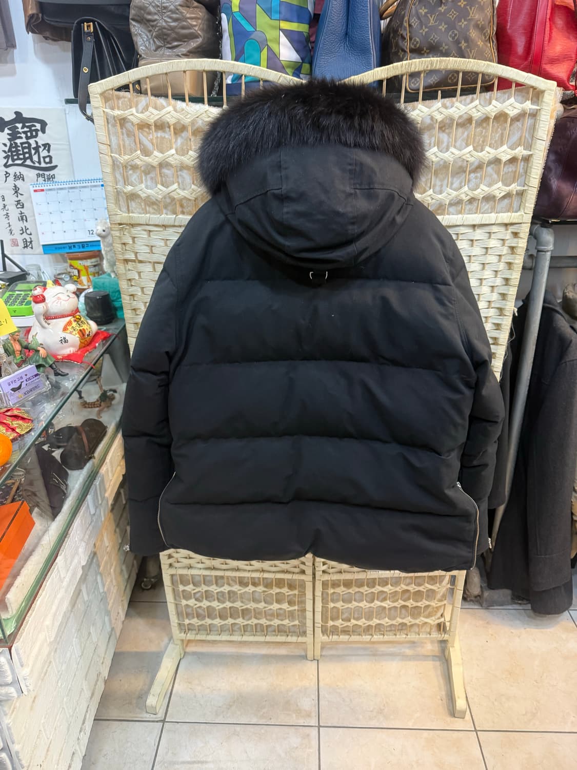 105 정품 무스너클 쓰리쿼트 패딩 팝니다 상품이미지9