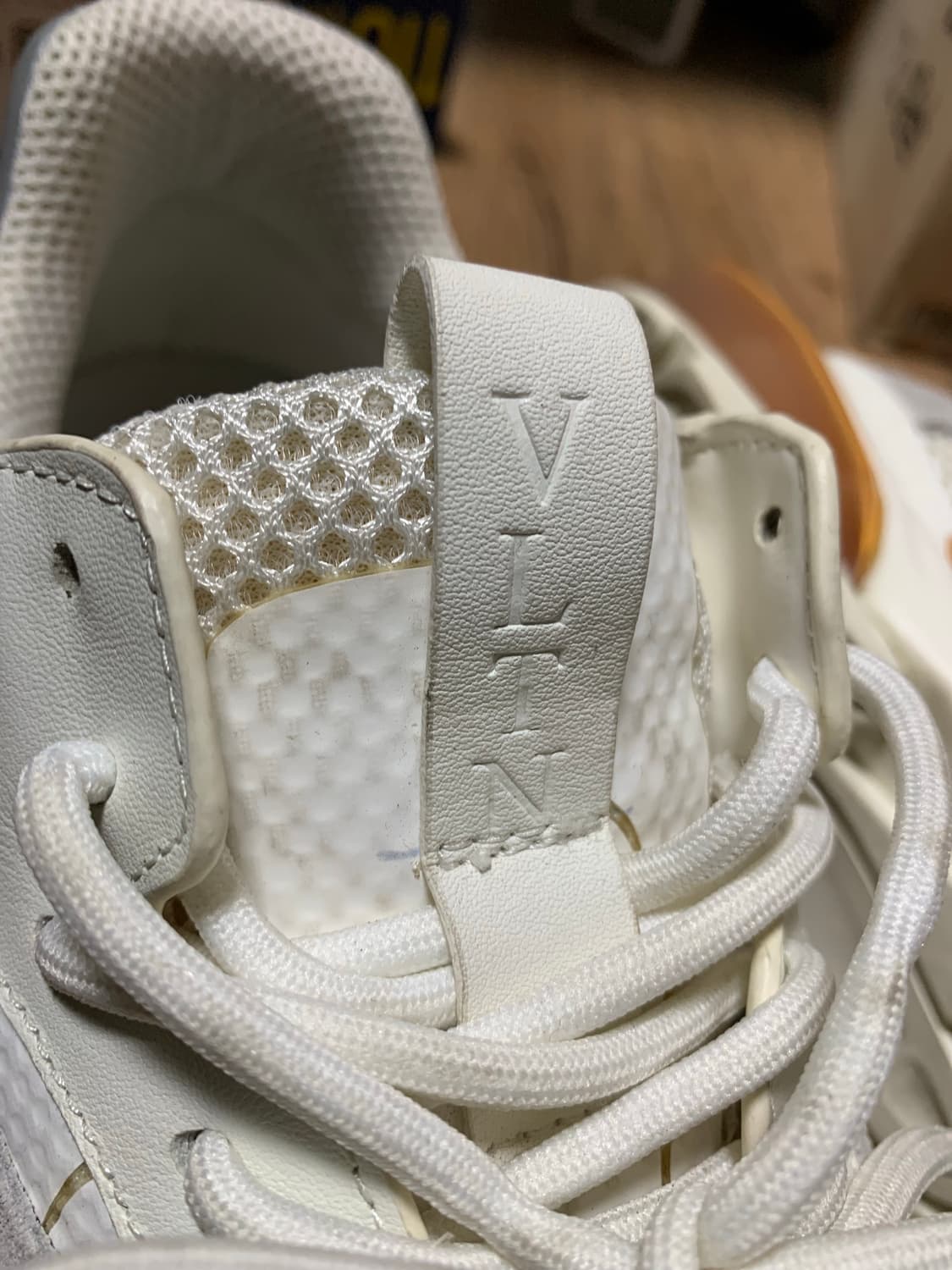 발렌티노 가라바니 바운스 스니커즈 EU(42) (270) 상품이미지4