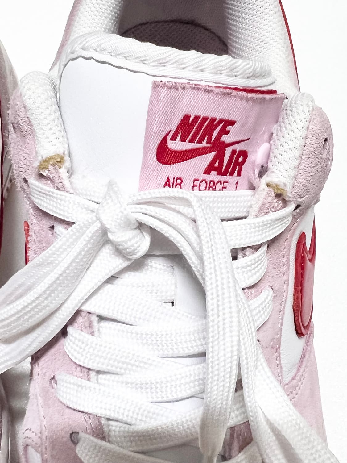 [260] 나이키 에어포스1 발렌타인데이 상품이미지4