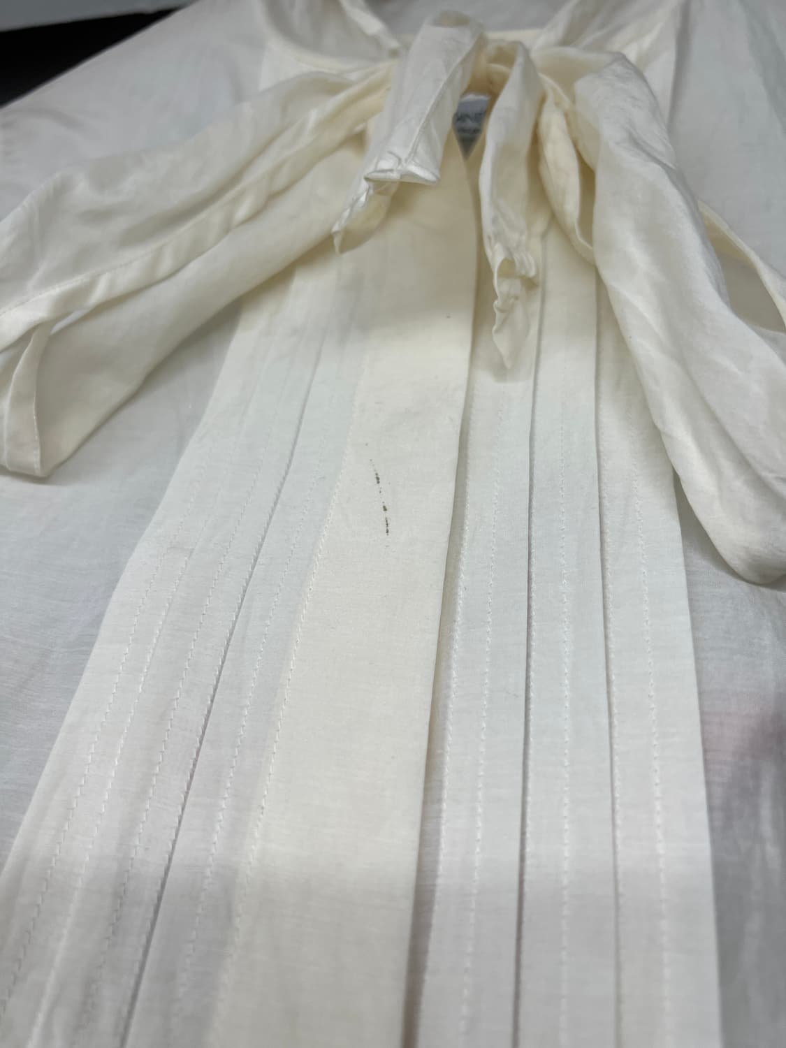 2006 입생로랑 리브고쉬 핀턱 블라우스 상품이미지5