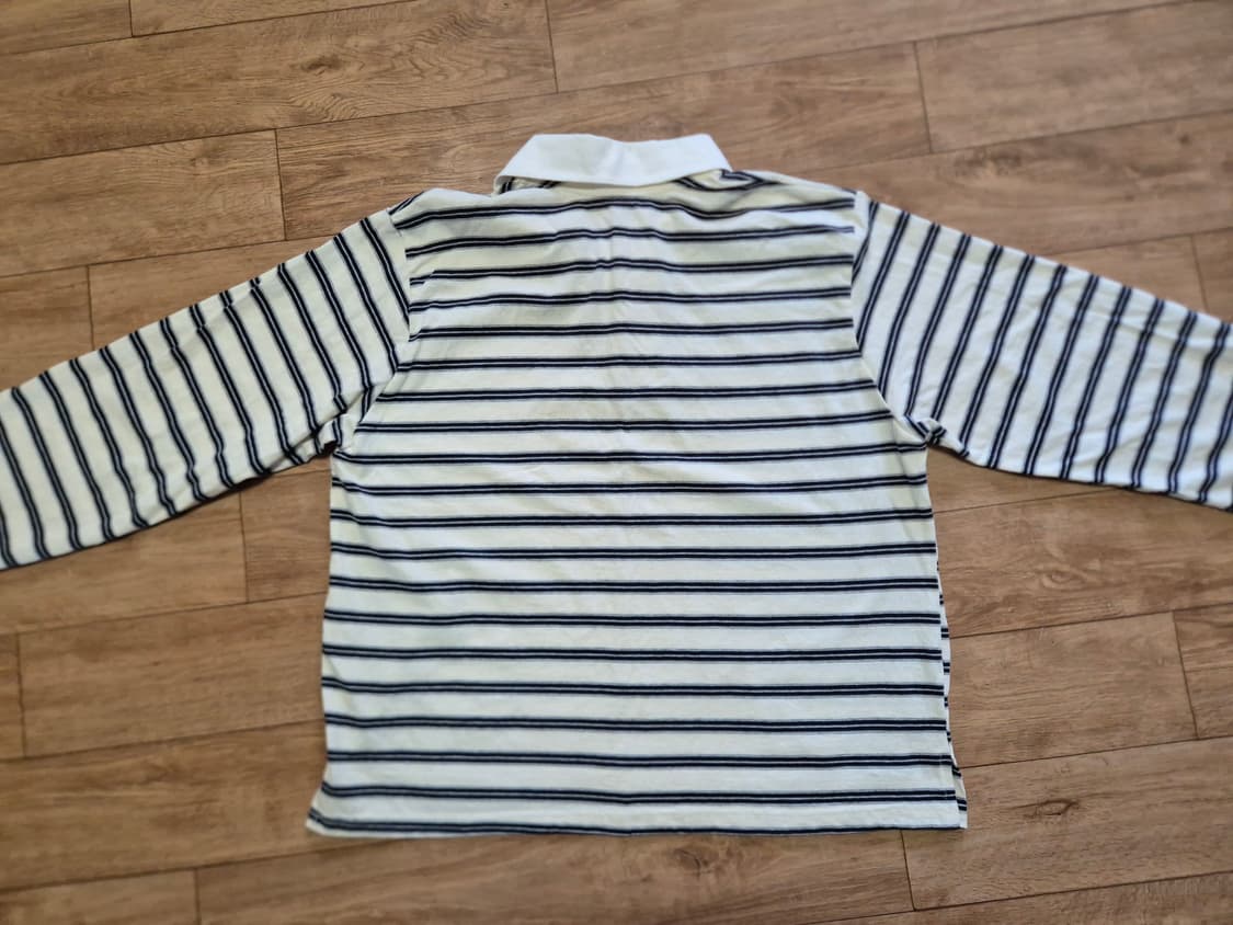 애니원모어 스트라이프 카라 오버핏 티셔츠 상품이미지10