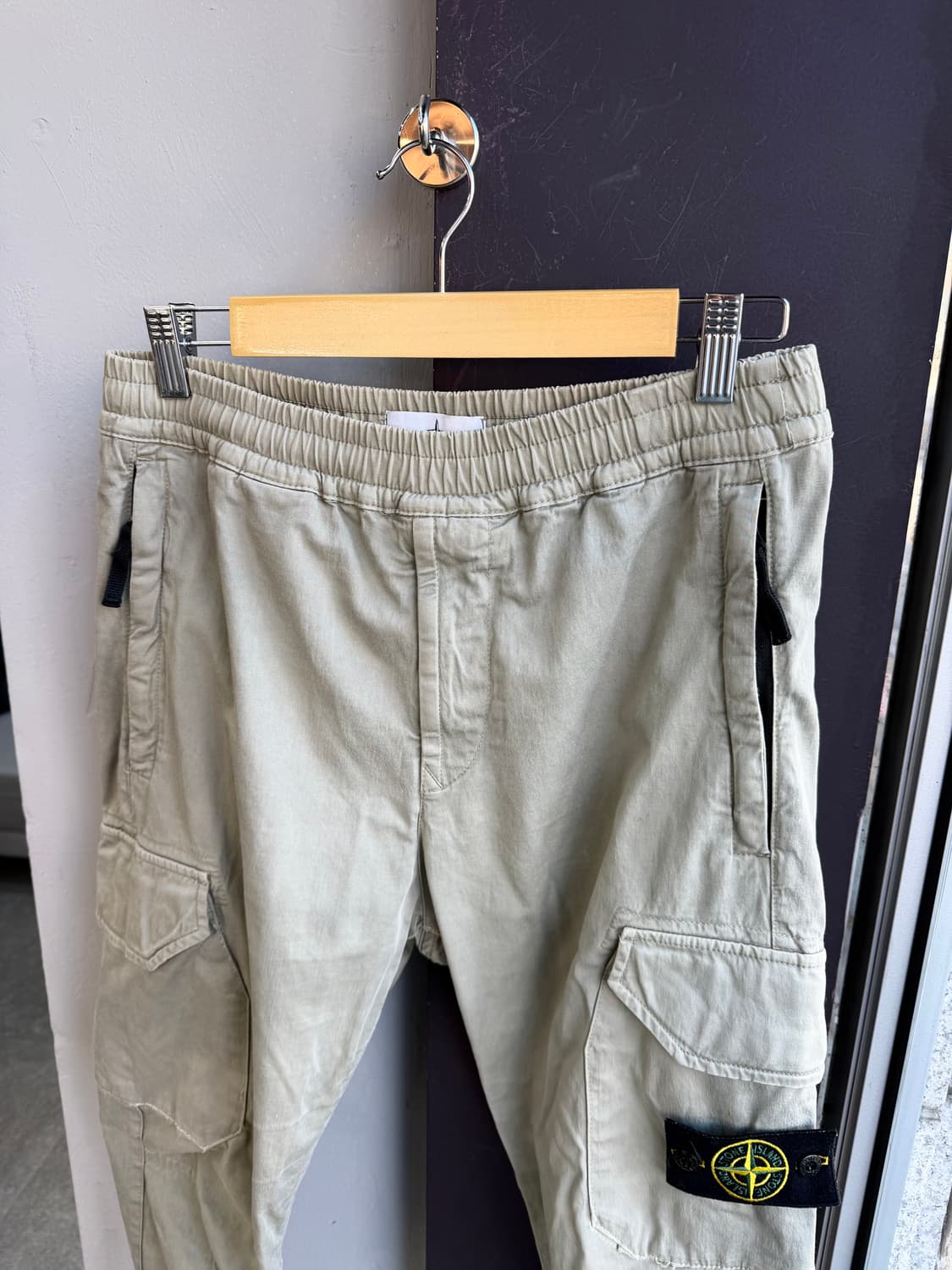 .80/ 스톤아일랜드 와펜패치 캔버스 카고팬츠 상품이미지6