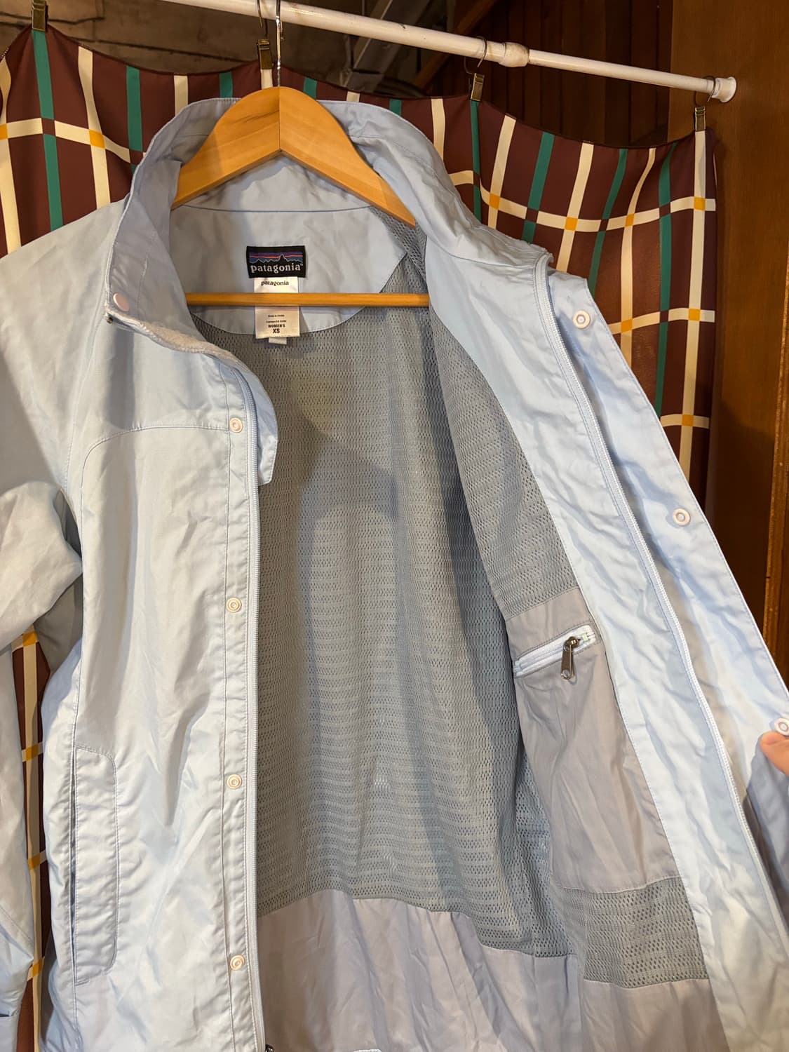 파타고니아 라이트블루 바람막이 자켓 상품이미지5