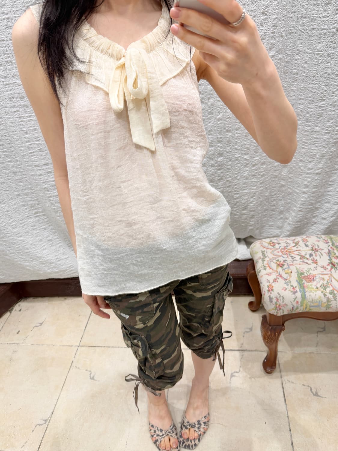 Ivory summer sleeveless blouse 상품이미지3