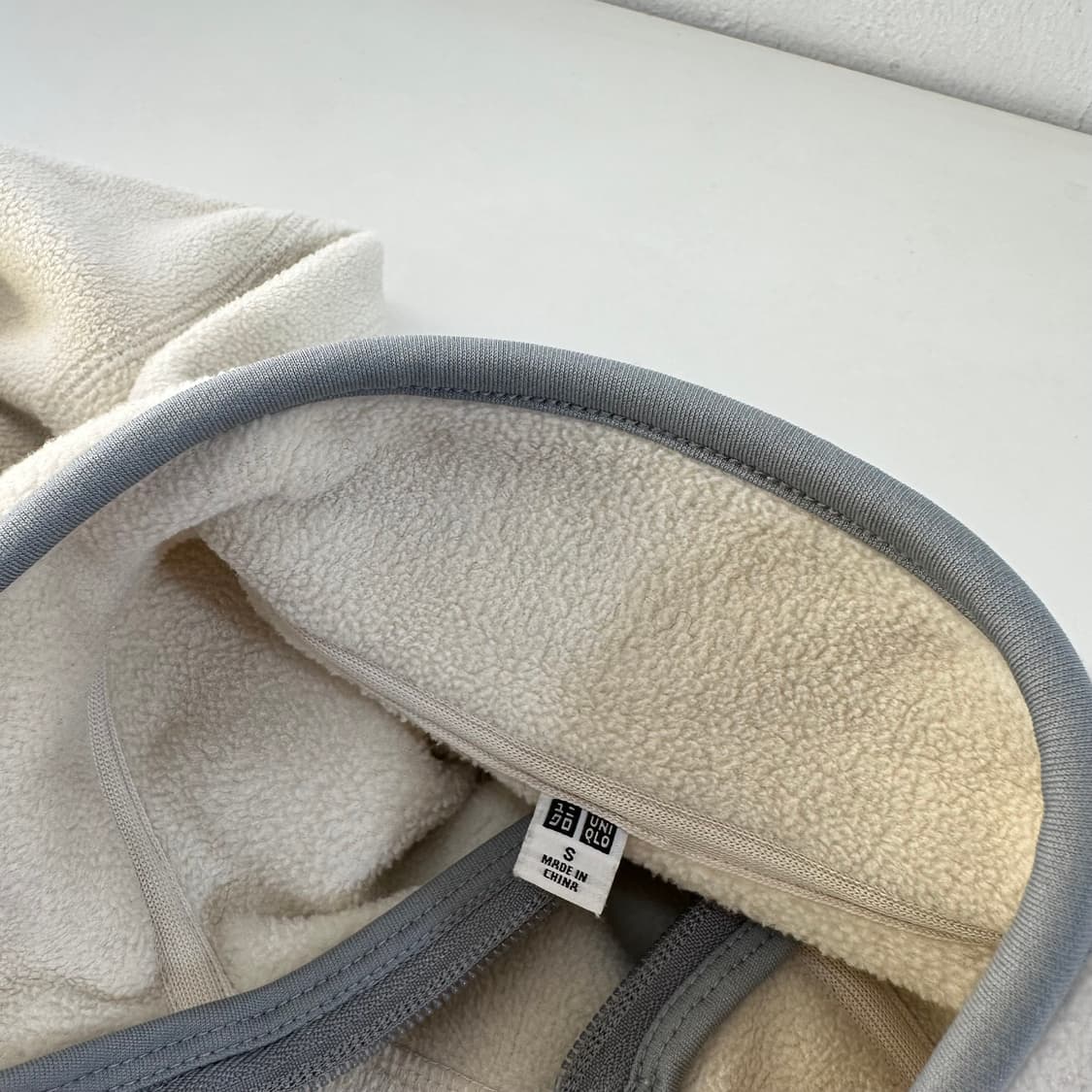 S 유니클로 아이보리 반집업 후리스 상품이미지4