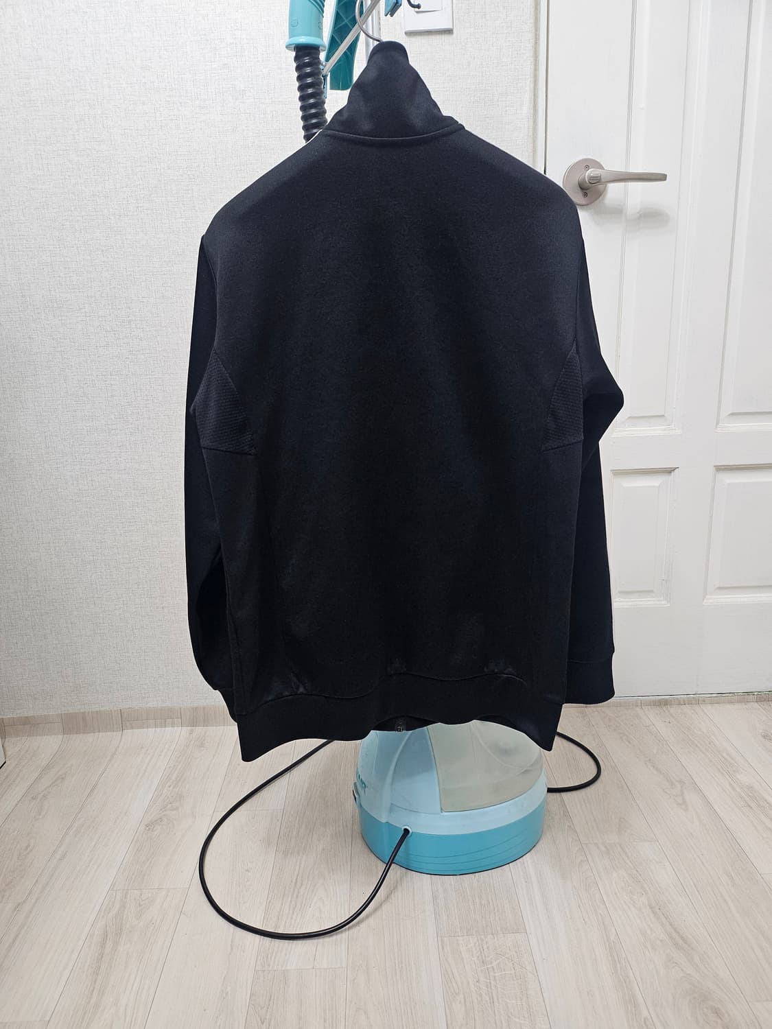 (95)M ☆초대장급☆ 아디다스 에센셜 [검흰] 트랙탑져지 상품이미지6