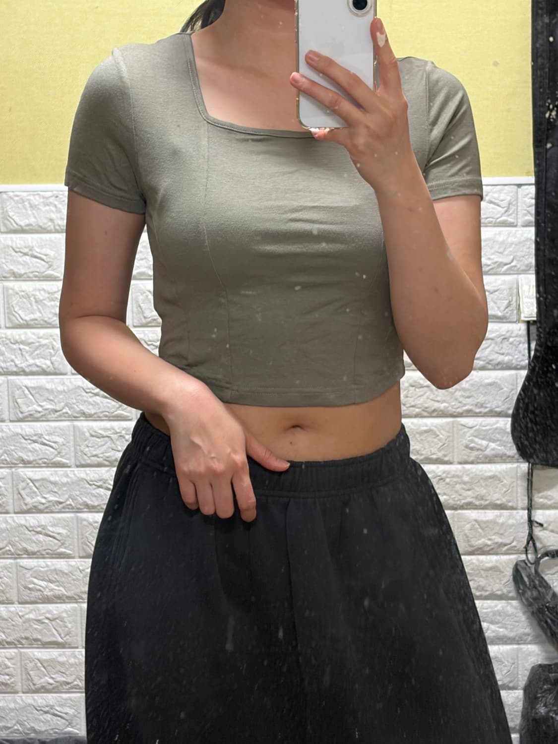 미쏘 크롭 티셔츠 상품이미지1