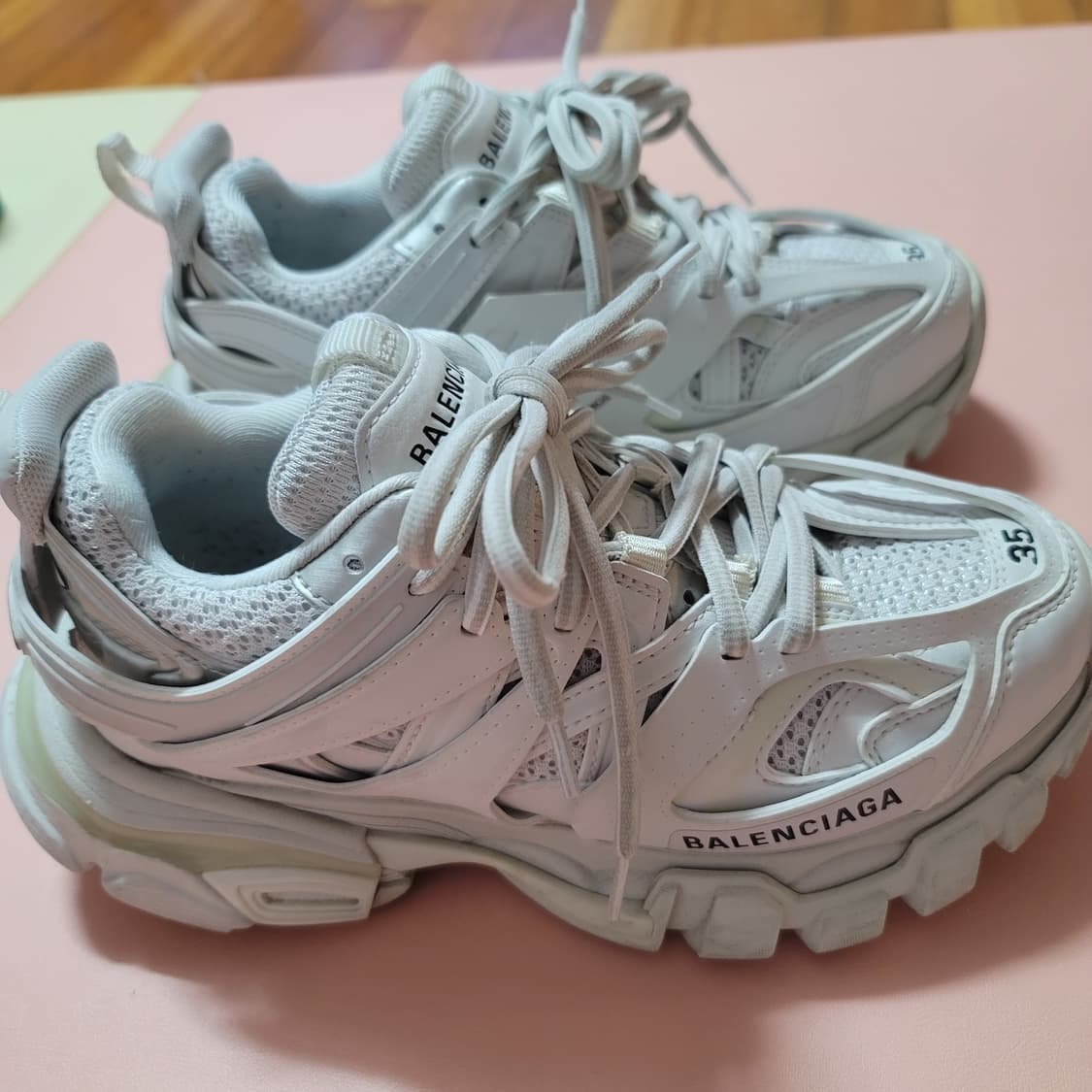 발렌시아가 트랙 화이트 35사이즈 상품이미지8