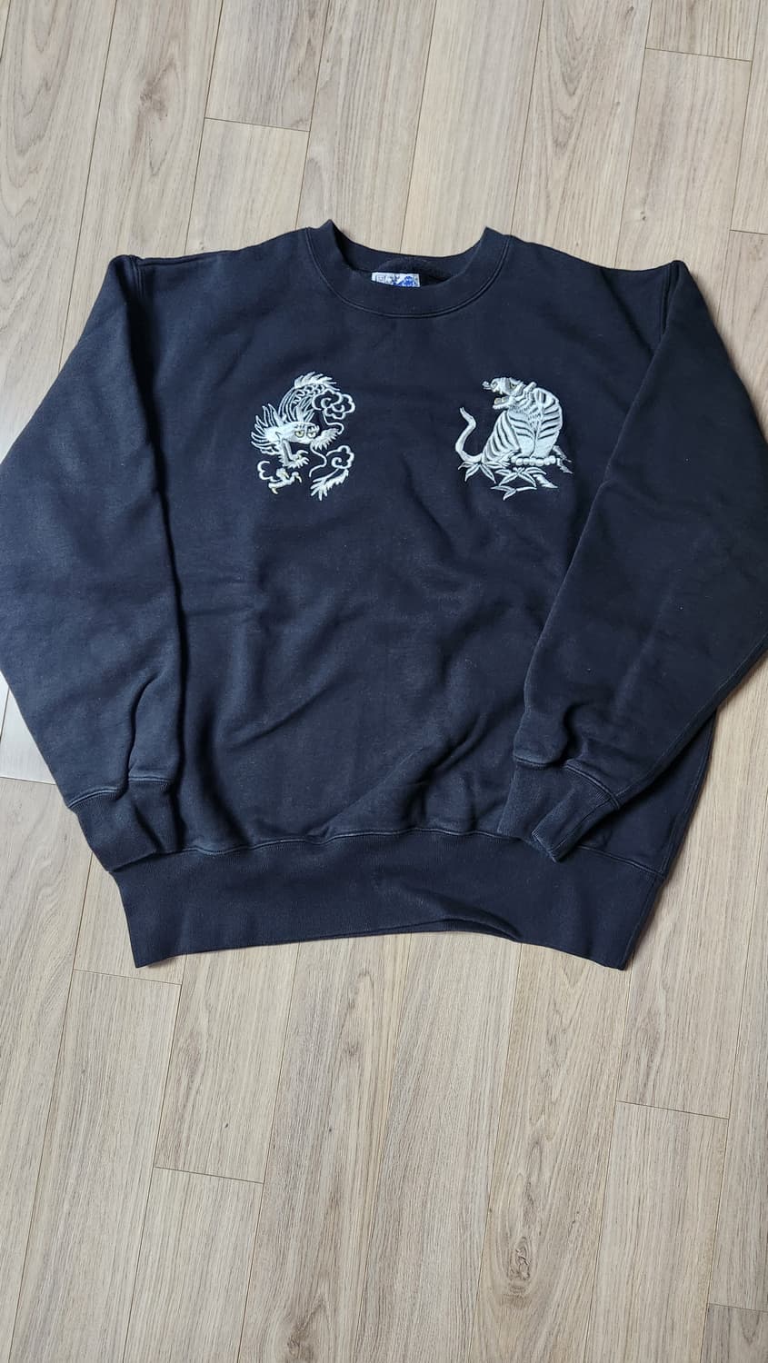 빔즈재팬 수베니어 맨투맨 티셔츠 상품이미지1