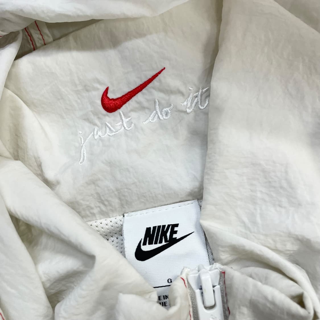 나이키 헤리티지 빅 스우시 아노락 자켓 화이트 상품이미지5