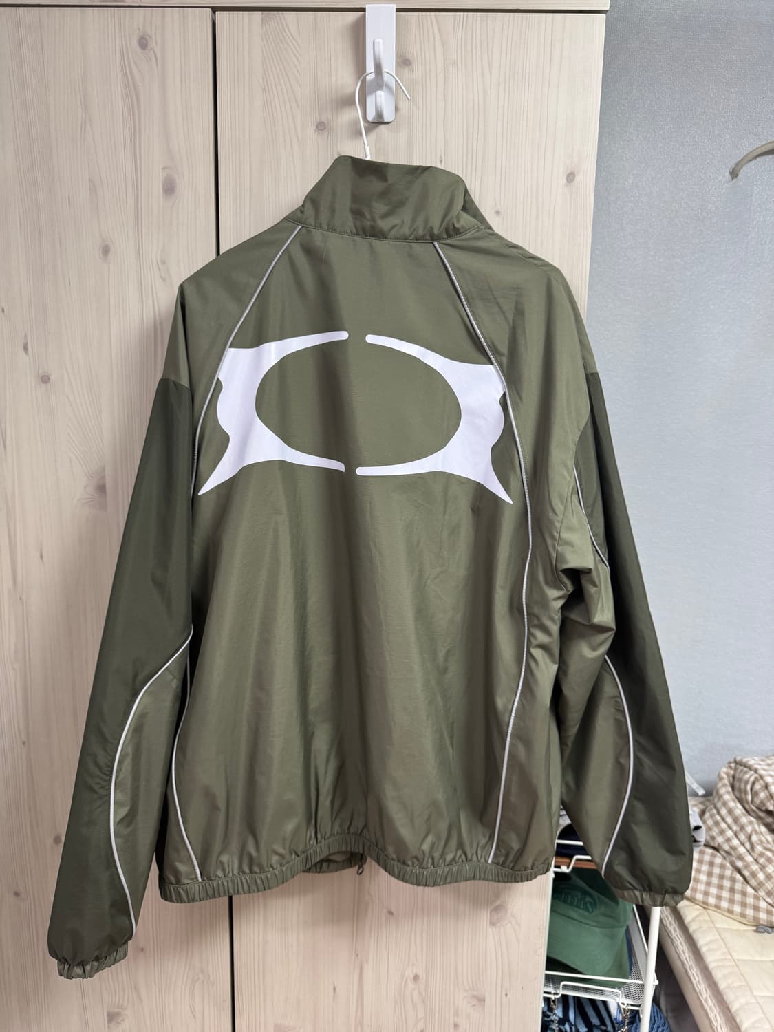 크리틱 카키 자켓(L) WORMHOLE LOGO JACKET 상품이미지7