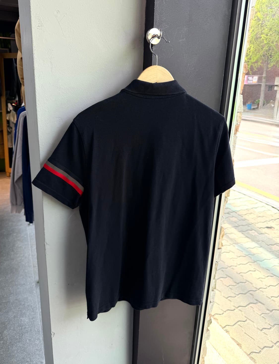 L/ 몽클레어 삼선트리밍 와펜패치 폴로 반팔 상품이미지7