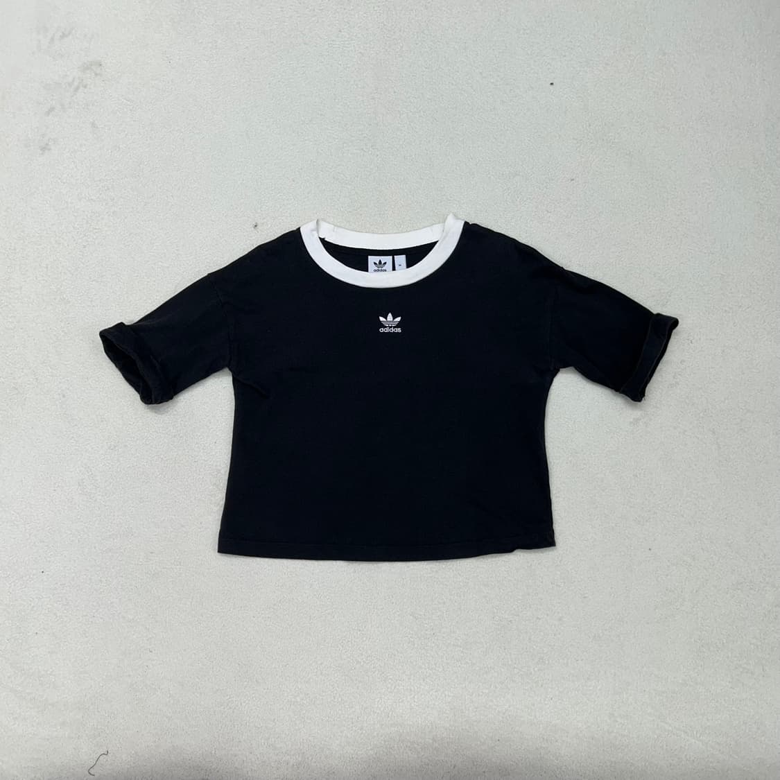 Adidas small logo crop T-shirts 상품이미지3