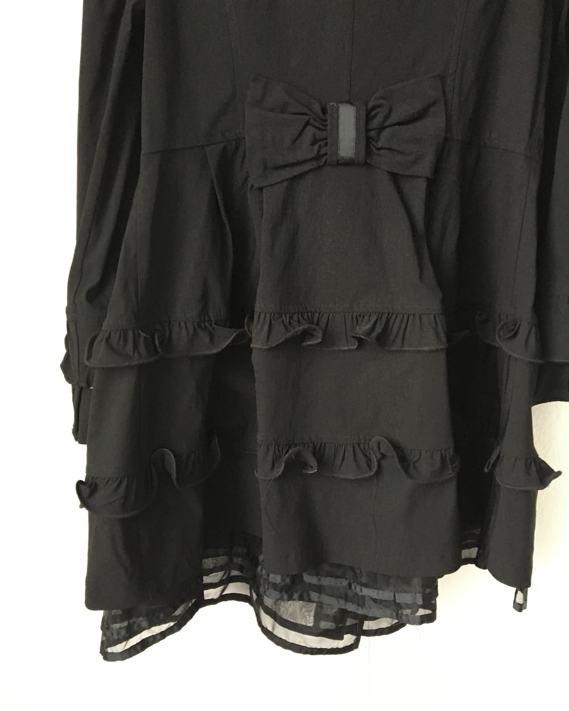 Back ribbon frill point high neck coat 상품이미지4
