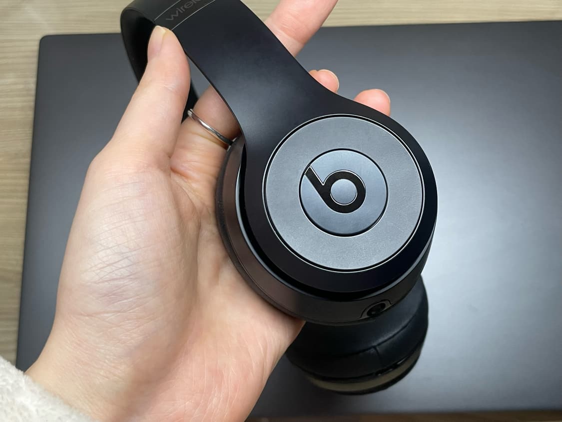 애플 비츠 솔로3 블랙 헤드폰+케이스 상품이미지2