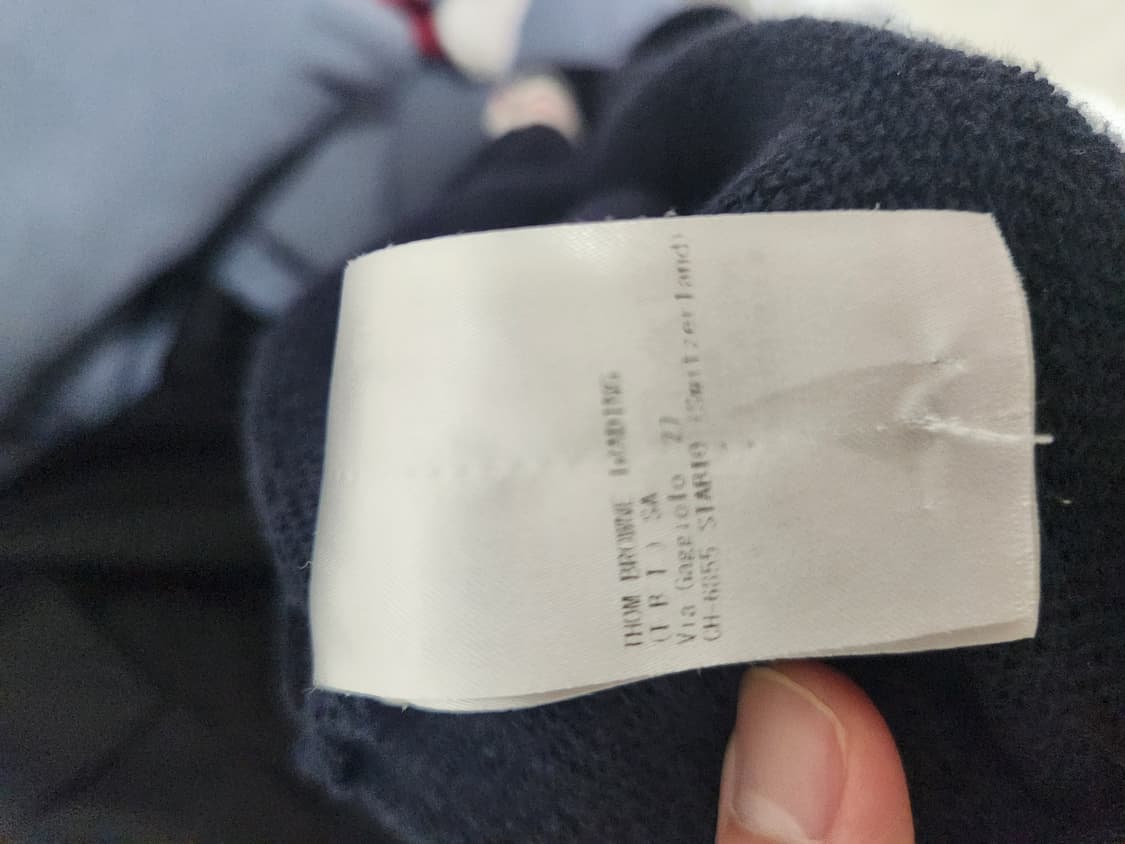 톰브라운 4사이 백사선 맨투맨 상품이미지9