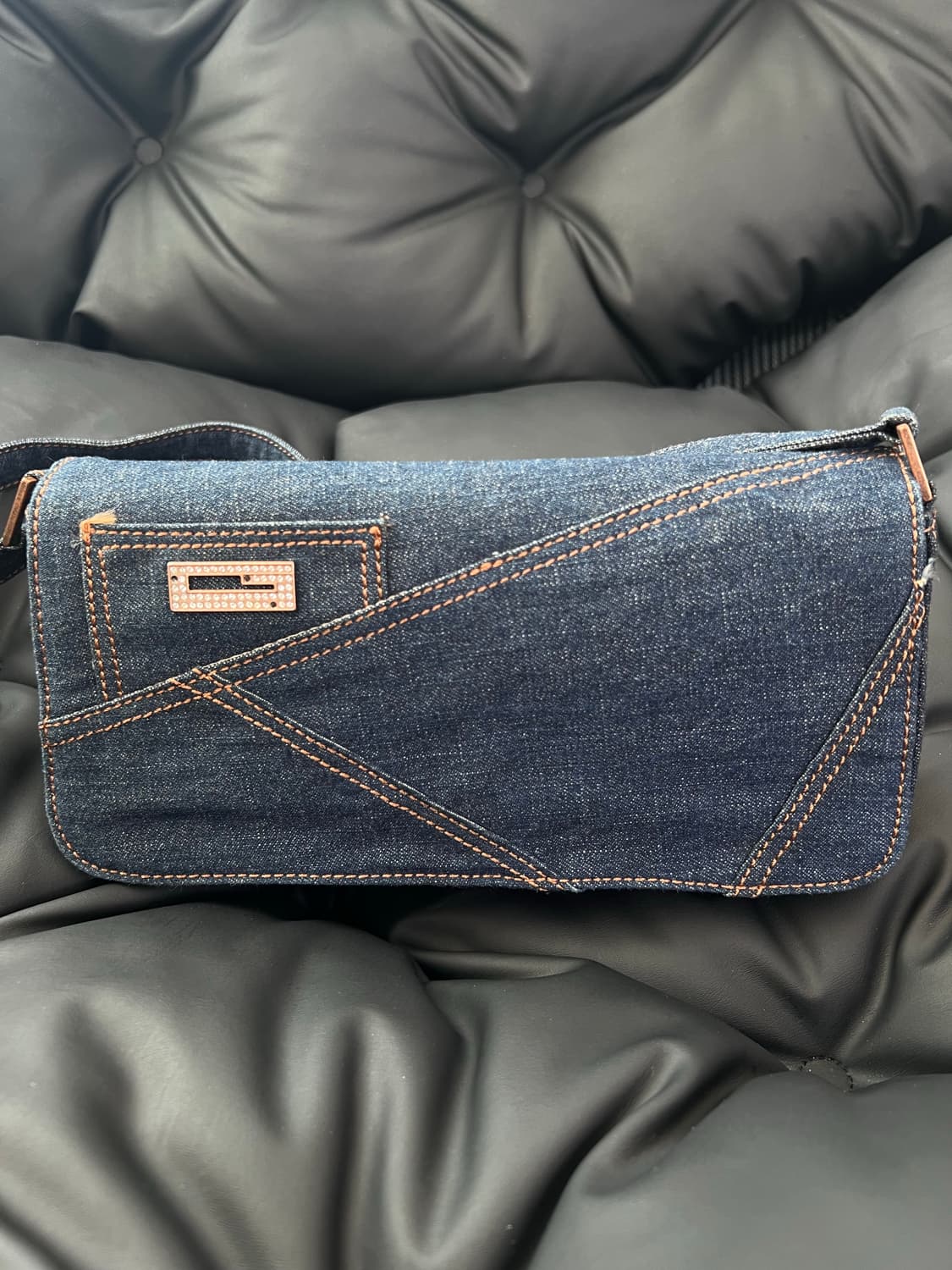 게스 GUESS Y2K 데님 숄더백 상품이미지6